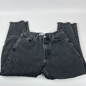 Zara High Rise Straight Leg Raw hem cropped black wash jeans size 6